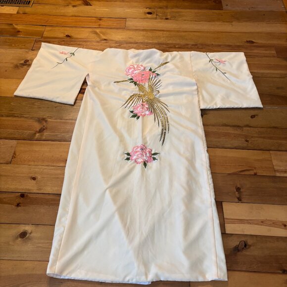 Kimono - Picture 2 of 6